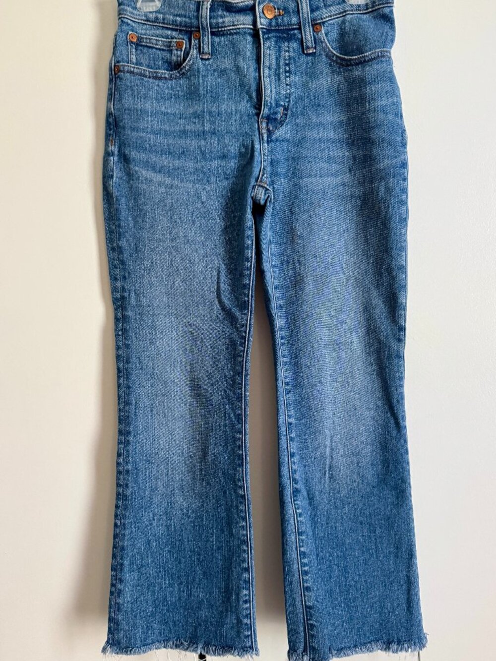 Madewell Women’s Mid-Rise Kick Out Jeans Medium Wash Raw Hem Size 25